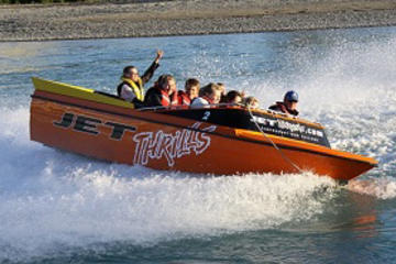 Akaroa Shore Excursion: Banks Peninsula, Christchurch City Tour and Jet Boat on Waimak River