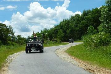 Overnight Bho Hoong and Co Tu Explorer Tour by Military Jeep