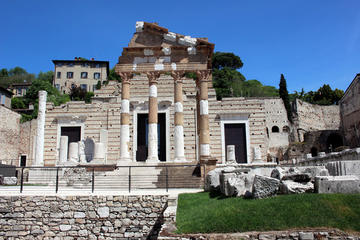 Lugana Wine Tour With Discovery Of Brescia Old Town And Sirmione