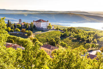 Rose Private Wine Tour of French Riviera with Lunch and Two Wineries Visit