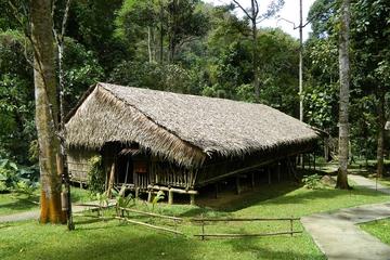 Private Mari-Mari Cultural Village Tour Including Lunch