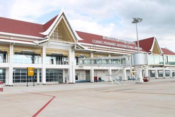 Private Departure Transfer: From Hotel in Luang Prabang to Airport