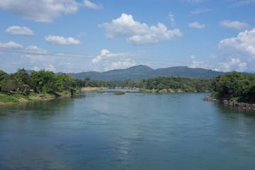 Private Tour: Full-Day Vientiane Cycling Retreat