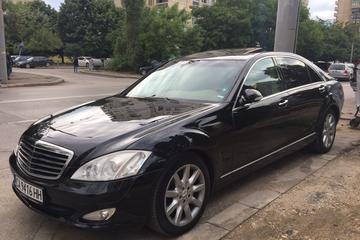Pemium luxury car with personal chauffeur for 8 hours