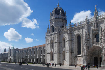 Historic Lisbon Tuk Tuk Tour