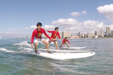 Oahu Surf Lessons - Group Lesson - Right Outside Waikiki