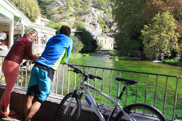 Private Guided Bike Tour Around L'Isle sur la Sorgue from Avignon