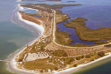 Ultimate Tampa Bay and Fort De Soto Helicopter Tour