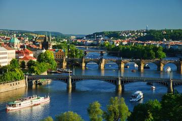 Prague Full-Day-Trip from Vienna with Accommodation Pick-Up