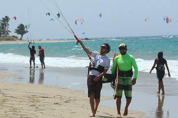 2-Hour Supervised Kiteboarding Lesson in Cabarete