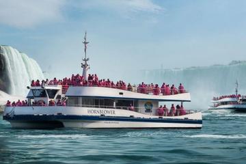 Day-Trip from Toronto to Niagara Falls with Falls Boat Ride