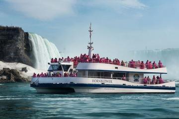 Niagara Falls, Niagara-on-the-Lake, Winery Tour from Toronto