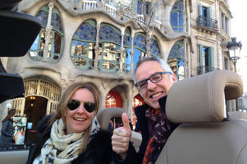 Barcelona Guided Tour in a Convertible