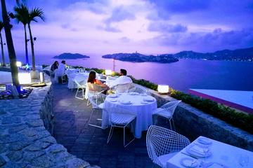 Luxury Alfresco Dinner & Two Drinks at  Diver Show