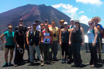 Pacaya Volcano Tour and Hot Springs with Lunch from Antigua