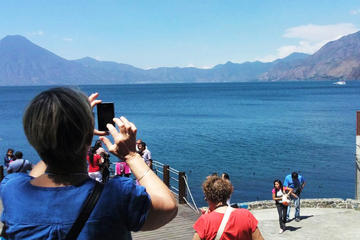 Private Tour: Lake Atitlan Boat Tour and Santiago Village from Guatemala City