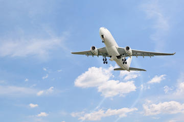 Shared Departure Transfer: Antigua Hotels to Guatemala City Airport
