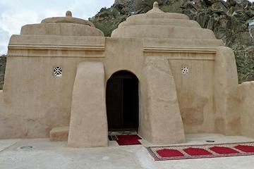 Discover the East-Coast UAE Full day trip to Fujairah