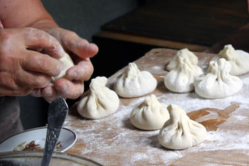 Taste of Tbilisi with the Legends of the Ancient Town and Home Cooked Lunch with a Local Family