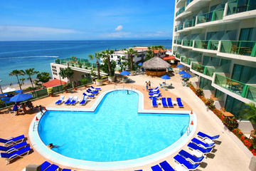 Full-Day All-Inclusive Tour to Barcelo Colon Miramar in Salinas from Guayaquil