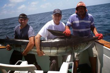 Full Day Fishing Marlin Tour in Galápagos