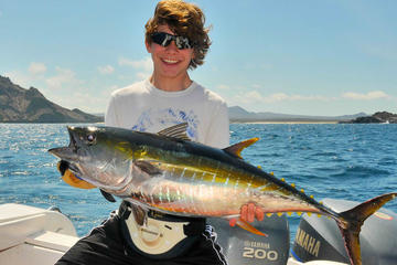 Full Day Fishing Tour in Galápagos