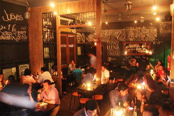 Guayaquil Night Tour with Rayuela Bar