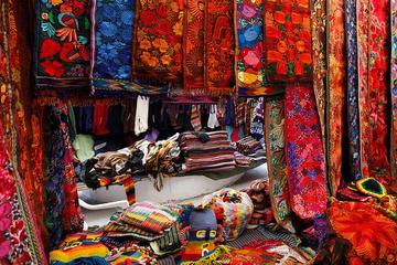 Shared Otavalo and Cotacachi Day Trip from Quito