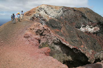 Sierra Negra Volcano Walking Tour in Isabela Island