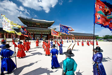 Half-Day Morning Tour of Seoul to Jogye Temple, Gyoengbok Palace and Insadong
