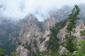 Seorak Mountain Day Trip from Seoul
