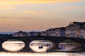 Gondola: a 2-Hour Panoramic Tour on a Real Florentine Barchino