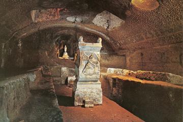 Basilica of San Clemente Small-Group Tour in Rome