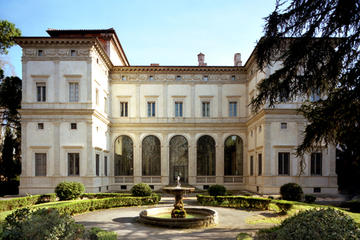 Villa Farnesina Small Group Tour