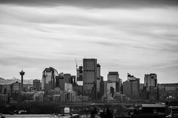 Private Departure Transfer: Calgary and Surrounding Area to Calgary International Airport