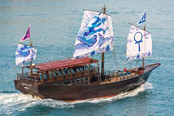 Hong Kong Aqua Luna Cruise Transfer to Lamma Island