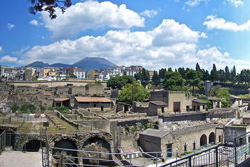 HERCULANEUM DAY TRIP FROM ROME WITH PIZZA LUNCH IN NAPLES