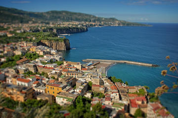Pompeii Ruins and Pizza in Naples from Sorrento