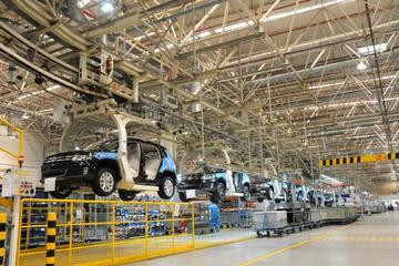 Shanghai Volkswagen Factory Visit and City Highlights Combo Tour with Lunch