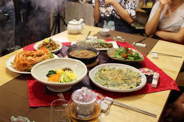 Traditional Cooking Experience in a Korean-Style House in Seoul