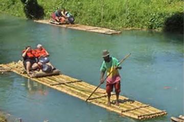 Rafting on the Martha Brae