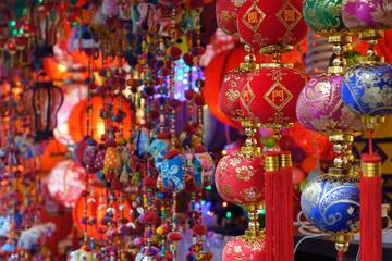 Singapore: Book a Local Host