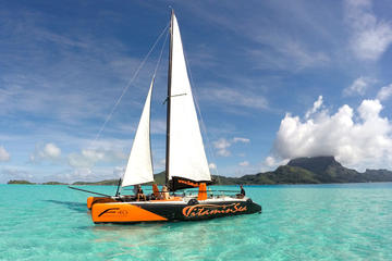 Half-Day Bora Bora Catamaran Sailing and Floating Bar Experience