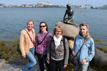 Visita a pie para grupos pequeños por Copenhague con fotógrafo