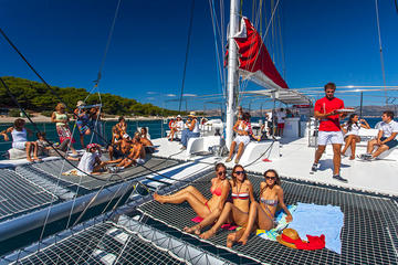 All Inclusive Full-Day Taboga Island Catamaran Excursion