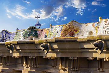 Official Guided Tour to Sagrada Familia & Park Guell