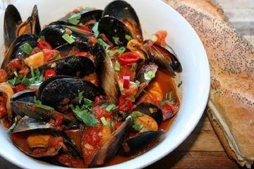 Mussel Up Cooking Class on the Sunshine Coast