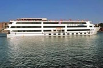8-Day Nile River Cruise from Luxor Including Aswan and Optional Private Guide