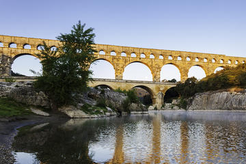 Full-Day Highlights of Provence Tour from Avignon
