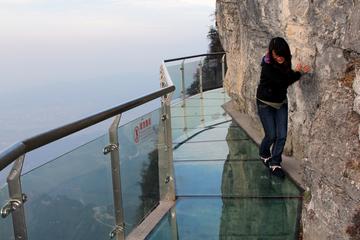 Private Day Tour of Tianmen Mountain with Skywalk